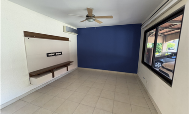 CASA EN VENTA PH VERSALLES 1 - REMATE BANCARIO - $240,000USD