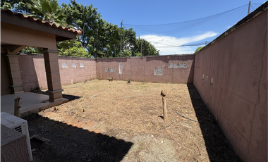 CASA EN VENTA PH VERSALLES 1 - REMATE BANCARIO - $240,000USD