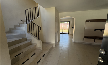 CASA EN VENTA PH VERSALLES 1 - REMATE BANCARIO - $240,000USD