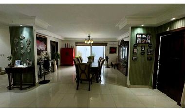 ALQUILER DE CASA EN PH RUE ROYALE