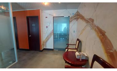 Vendo Oficina a pasos de Calle 50 # 2207 ovd