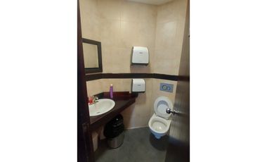 Vendo Oficina a pasos de Calle 50 # 2207 ovd