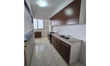 Departamento 3 amb con Balcon y Cochera (Alberti 2600)