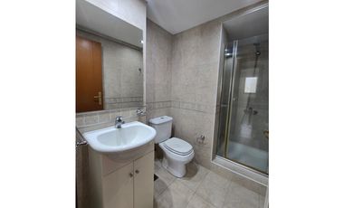Departamento 3 amb con Balcon y Cochera (Alberti 2600)