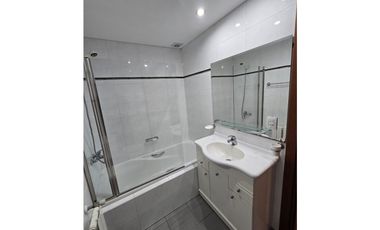 Departamento 3 amb con Balcon y Cochera (Alberti 2600)