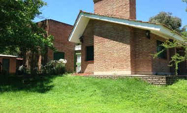 AT75. ICHO CRUZ. GRAN CASA FRENTE AL RIO (6/8PAX)