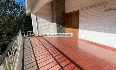 V167.TALA HUASI. IMPONENTE CASA+DPTO s/ CALLE PRINCIPAL