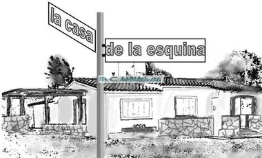 AT145. 2PAX.  DPTO CÉNTRICO UN DORMITORIO, COCINA, BAÑO, COCHERA Y ASADOR