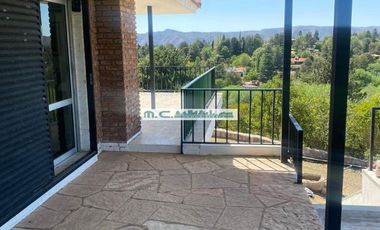 AT150. TALA HUASI. Hermosa casa en zona alta con vista a 360° (7PAX)