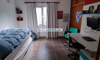 V184. MAYU SUMAJ. CASA 3 DORM. (1 EN SUITE) B° CERRADO C/ PILETA Y QUINCHO.