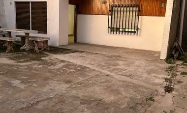 Casa en alquiler en Villa Luzuriaga
