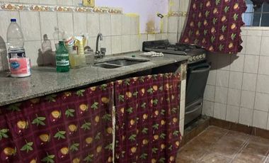 Casa en alquiler en Villa Luzuriaga