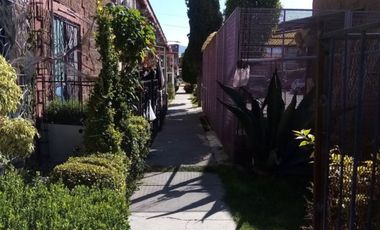SE RENTA CASA DE 2 NIVELES TULTITLAN CERCA DE PLAZA JARDINES