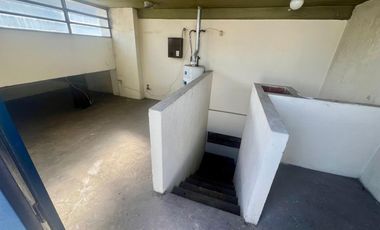 Depósito lote propio - 590 m2 aprox. - Entrada camión - Montacarga