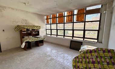 Depósito lote propio - 590 m2 aprox. - Entrada camión - Montacarga