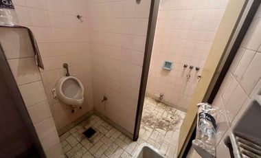 Depósito lote propio - 590 m2 aprox. - Entrada camión - Montacarga