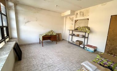 Depósito lote propio - 590 m2 aprox. - Entrada camión - Montacarga
