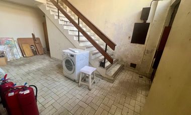 Depósito lote propio - 590 m2 aprox. - Entrada camión - Montacarga