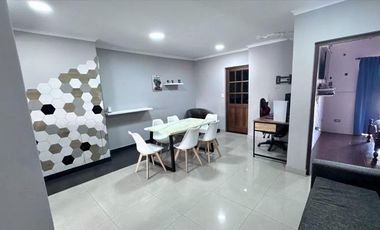 Casa 6 ambientes en Adrogué, oportunidad venta