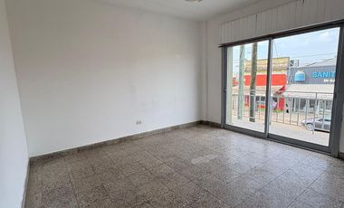 Propiedad en Primer Junta 337