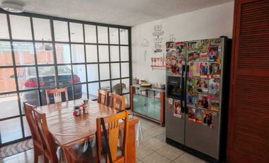 CASA EN VENTA COLON ECHEGARAY