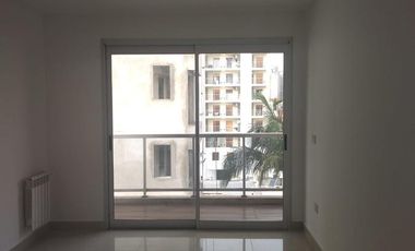 DEPARTAMENTO DE UN DORMITORIO CON COCHERA EN CENTRO DE LA PLATA - DIAGONAL 77 ENTRE 8 Y 43