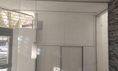 DEPARTAMENTO DE UN DORMITORIO CON COCHERA EN CENTRO DE LA PLATA - DIAGONAL 77 ENTRE 8 Y 43