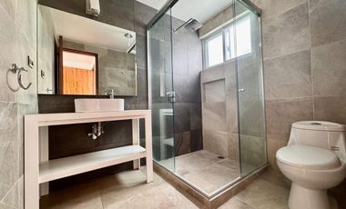 CASA EN RENTA EN PUEBLA EN LOMAS DE ANGELÓPOLIS