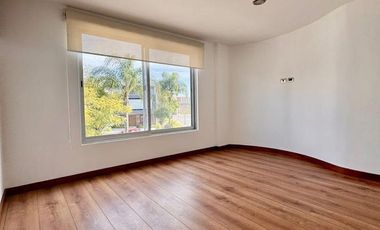 CASA EN RENTA EN PUEBLA EN LOMAS DE ANGELÓPOLIS