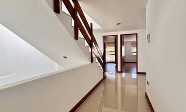 CASA EN RENTA EN PUEBLA EN LOMAS DE ANGELÓPOLIS