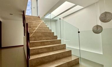 CASA EN RENTA EN PUEBLA EN LOMAS DE ANGELÓPOLIS