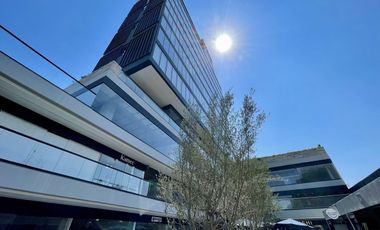Oficina con inquilino en venta en Ciudad Granja en edificio B central 207