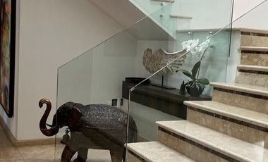 Colinas del Bosque, Tlalpan, venta Espectacular Casa   en Condominio