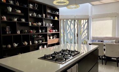 Colinas del Bosque, Tlalpan, venta Espectacular Casa   en Condominio