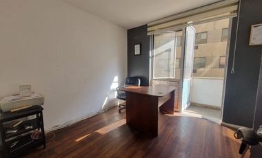 VENDE DEPARTAMENTO / HUERFANOS / AMUNATEGUI / METRO MONEDA