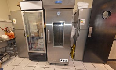 Restoran patente C con Alcoholes Metro Ines de Suarez