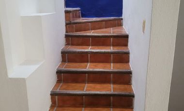 CASA AMUEBLADA EN RENTA EN VALLE DORADO COTO LOS ANGELES