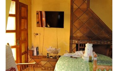 Casona Céntrica con piscina En Venta!!