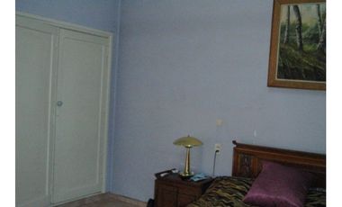 Casona Céntrica con piscina En Venta!!