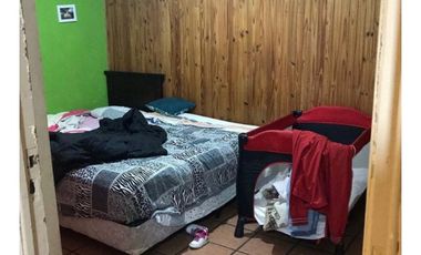 Local Comercial Con Departamento En Venta