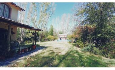 Importante Propiedad En Venta _ Casa Y Cabaña En Emblematico Lugar