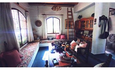 Importante Propiedad En Venta _ Casa Y Cabaña En Emblematico Lugar