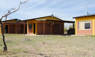 Complejo De 3 Cabañas En Venta, Las Paredes,San Rafael Mendoza.