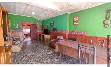 Casa, local comercial y departamento sobre avenida en venta-San Rafael