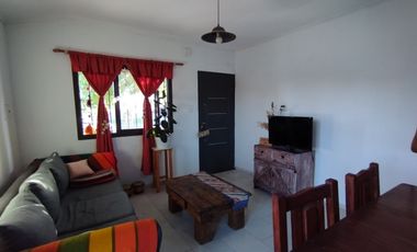 OPORTUNIDAD!! 2 Casas en venta, excelente ubicación - Loteo Viñuela