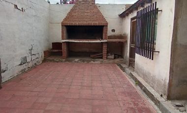 Casa en venta de 3 dormitorios c/ cochera en San Rafael