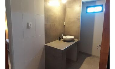 Hermosa Casa En Venta - Salto De Las Rosas