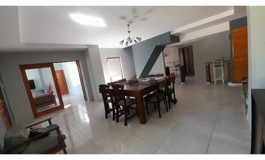 Hermosa Casa En Venta - Salto De Las Rosas
