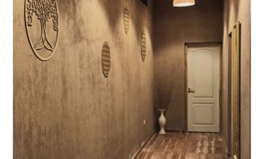 Hermosa Casa, quincho y pileta En Venta - Las Paredes