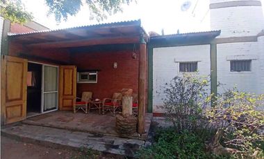 Hermosa Casa  Estilo Rústico En Venta